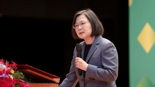 刚从台海出去，美舰又跑到南海撒野！解放军早