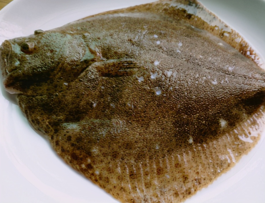 图片[3]-清蒸鱼我从不放盐和料酒腌制用上1招鱼肉又鲜又嫩还不腥-起舞食谱网