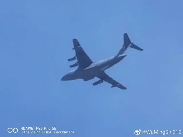 运油20出手，机翼挂载加油吊舱，尾部神秘装置或预示超强能力