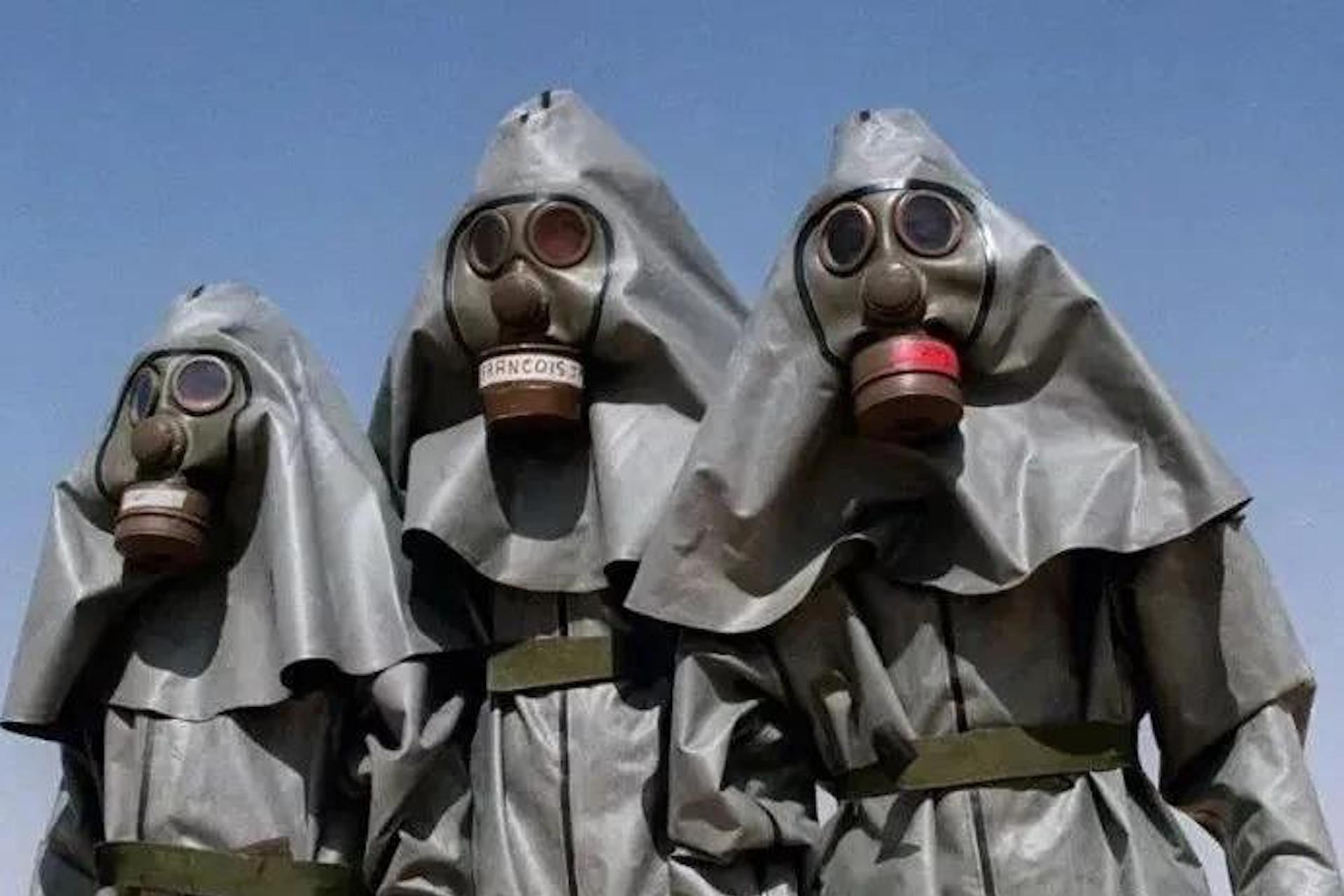 8��4�գ�������Դ���ն�ս���¶���ȼ���������а�ͣ���ֻ�����˹