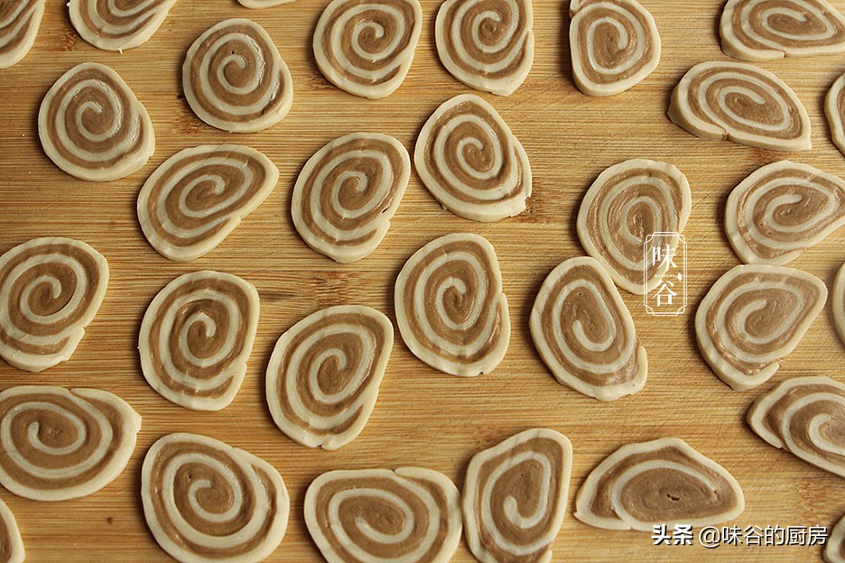 過年零食不用買，教你在家做貓耳朵，80後的回憶，嘎嘣脆滿口香