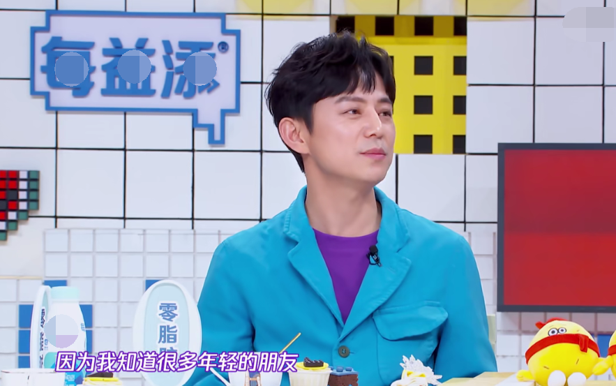 何炅魏大勋互加微信，居然是何炅主动的，但原因真的很暖心