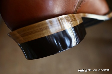 一双工装靴凭什么要价两三万？全球最贵工装靴超详细介绍