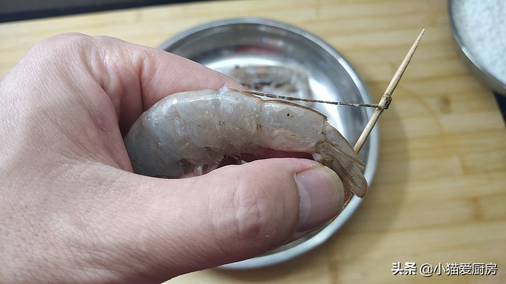 圖片[5]-鹽焗大蝦 做法簡單 看一遍就懂 咸香肉嫩 一大盤都不夠吃-起舞食譜網
