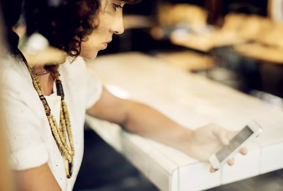 90后设计师放弃4万月薪送外卖：拥有这3种思维的