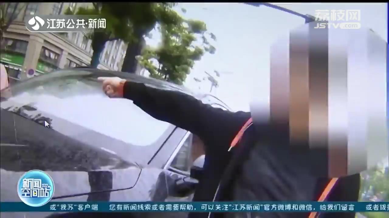 南通司机压实线掉头被拦停，扬言“弄死交警”，结局舒适了