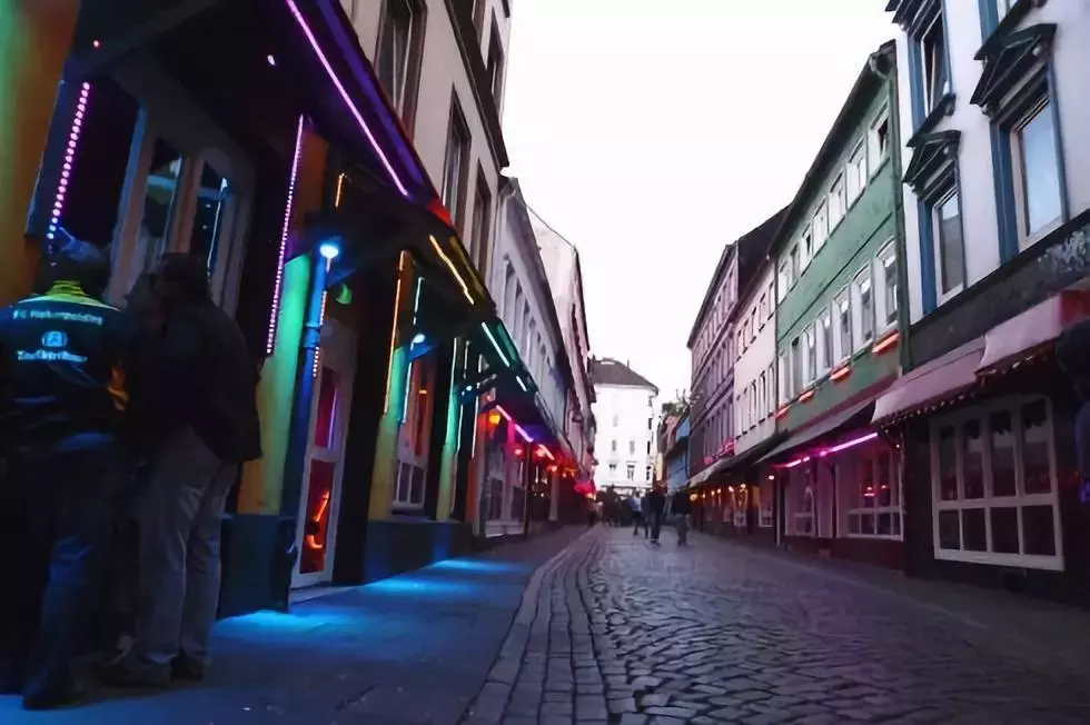 科普｜全球最有名的十个旅游景点红灯区，你在 害怕 什么