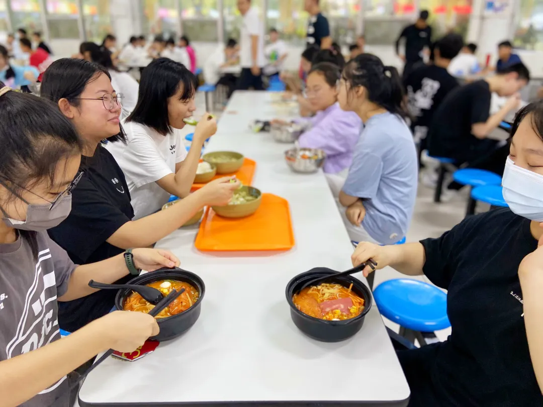 成长新起点 追梦少年人 | 潍坊恒德实验学校2021级高一新生报到侧记