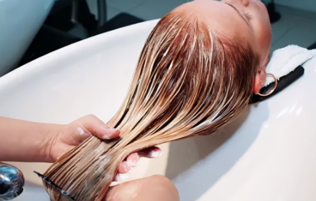 为什么你的头发，会越洗越少？