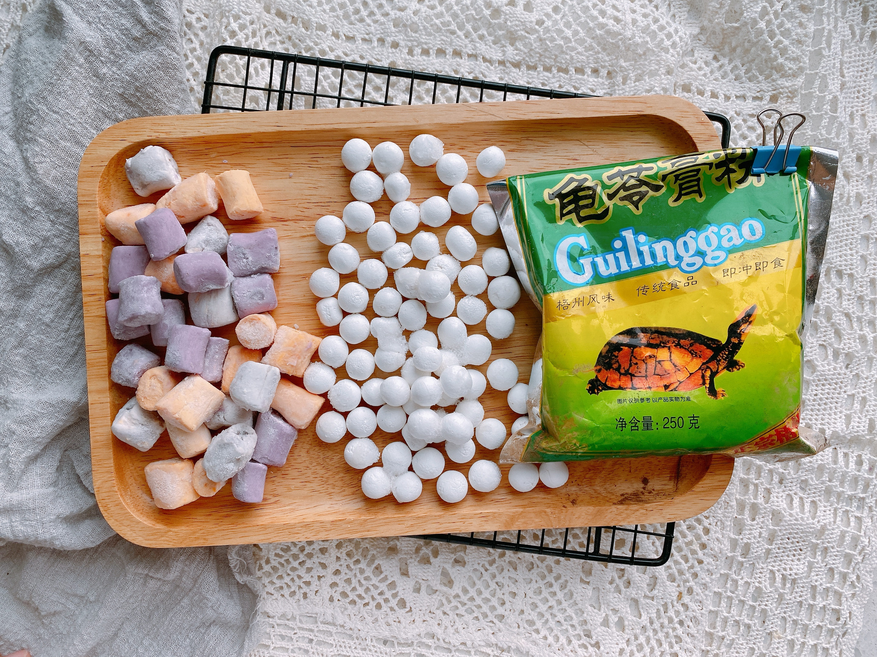 天气热试试冷饮拼盘，用料足清凉降火，比烧仙草还好吃，解暑神器