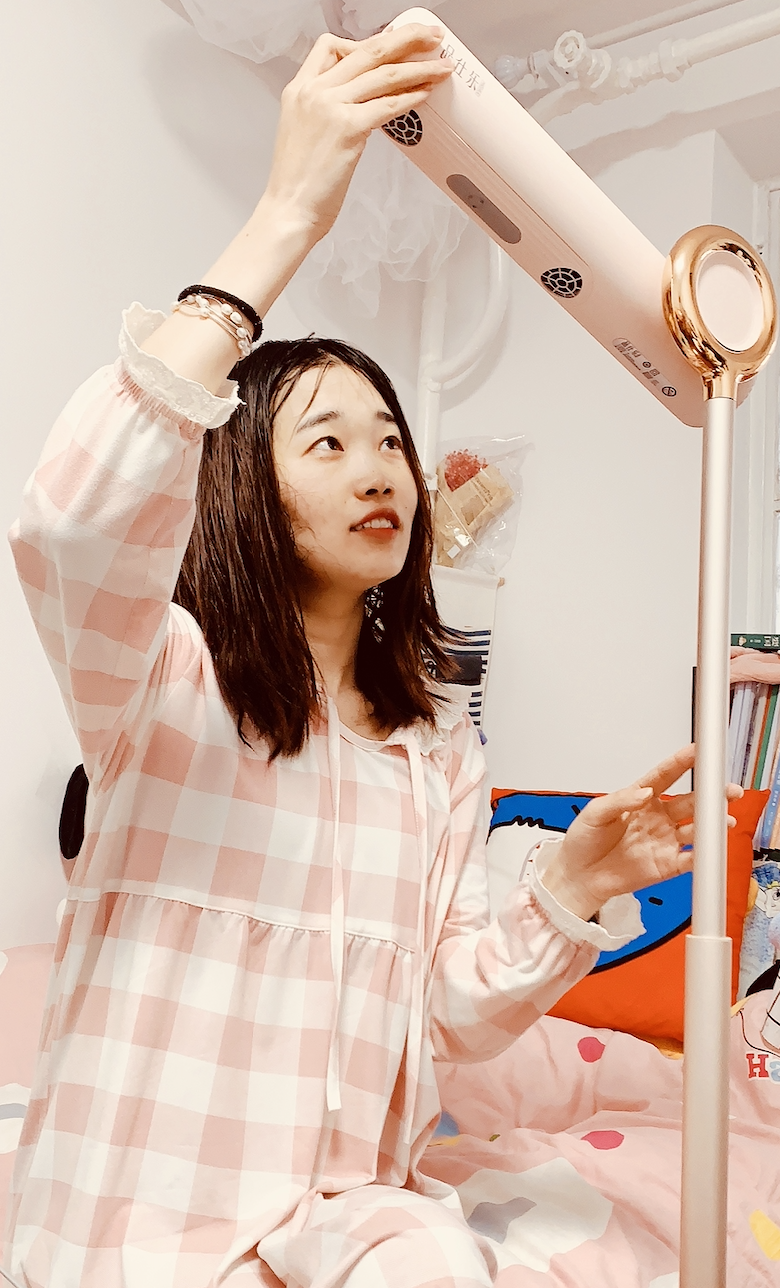 可以解放双手的吹风机，在家坐着享受Tony老师的待遇