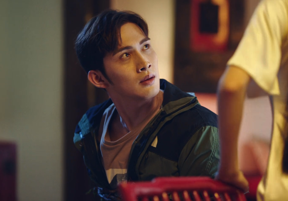 《司藤》首播！景甜无惧怼脸拍，剧情还原度高