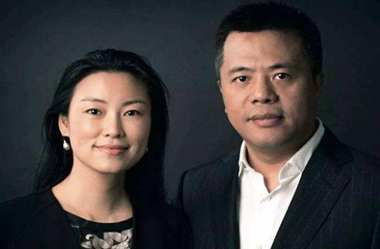 又一“傻富豪”给美国捐款70亿，曾扬言：中国缺