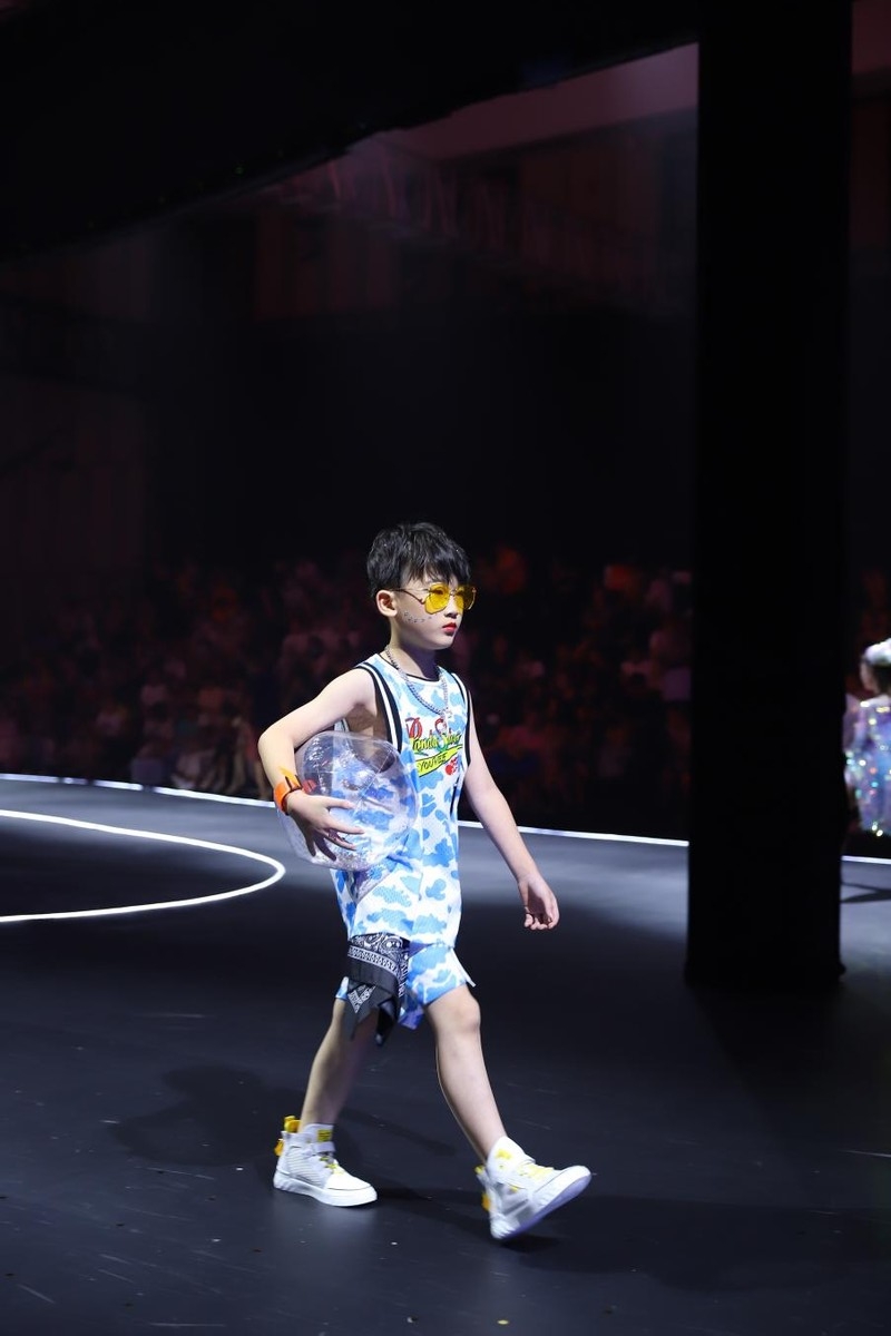 2021精英童模超级联赛形象推广大使——黄显智