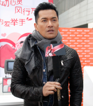 一婚娶周海媚，二婚娶邝美云，三婚娶富婆，吕