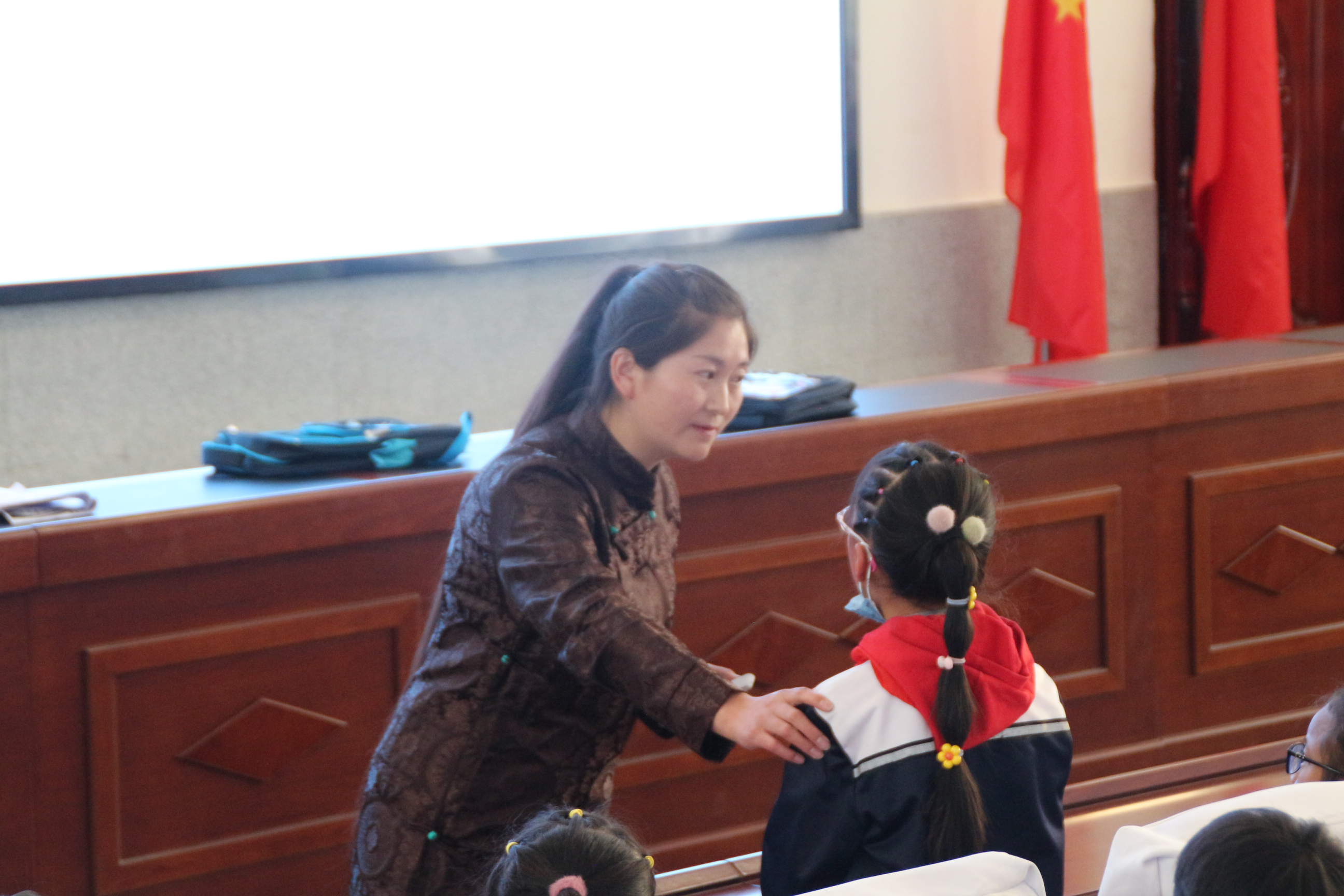 成都市双流区棠湖小学——送教促提升 辐射共成长