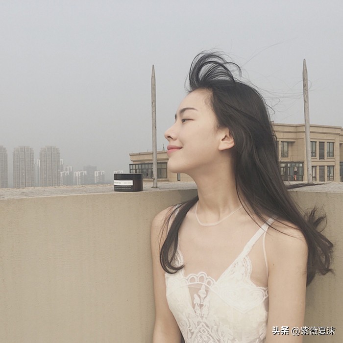 一个人生气委屈的句子，句句伤感失落，让人泪崩！