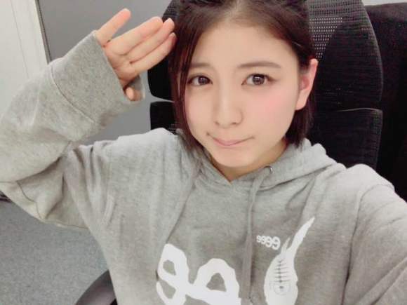 日本萌系美少女坂元叶月图片