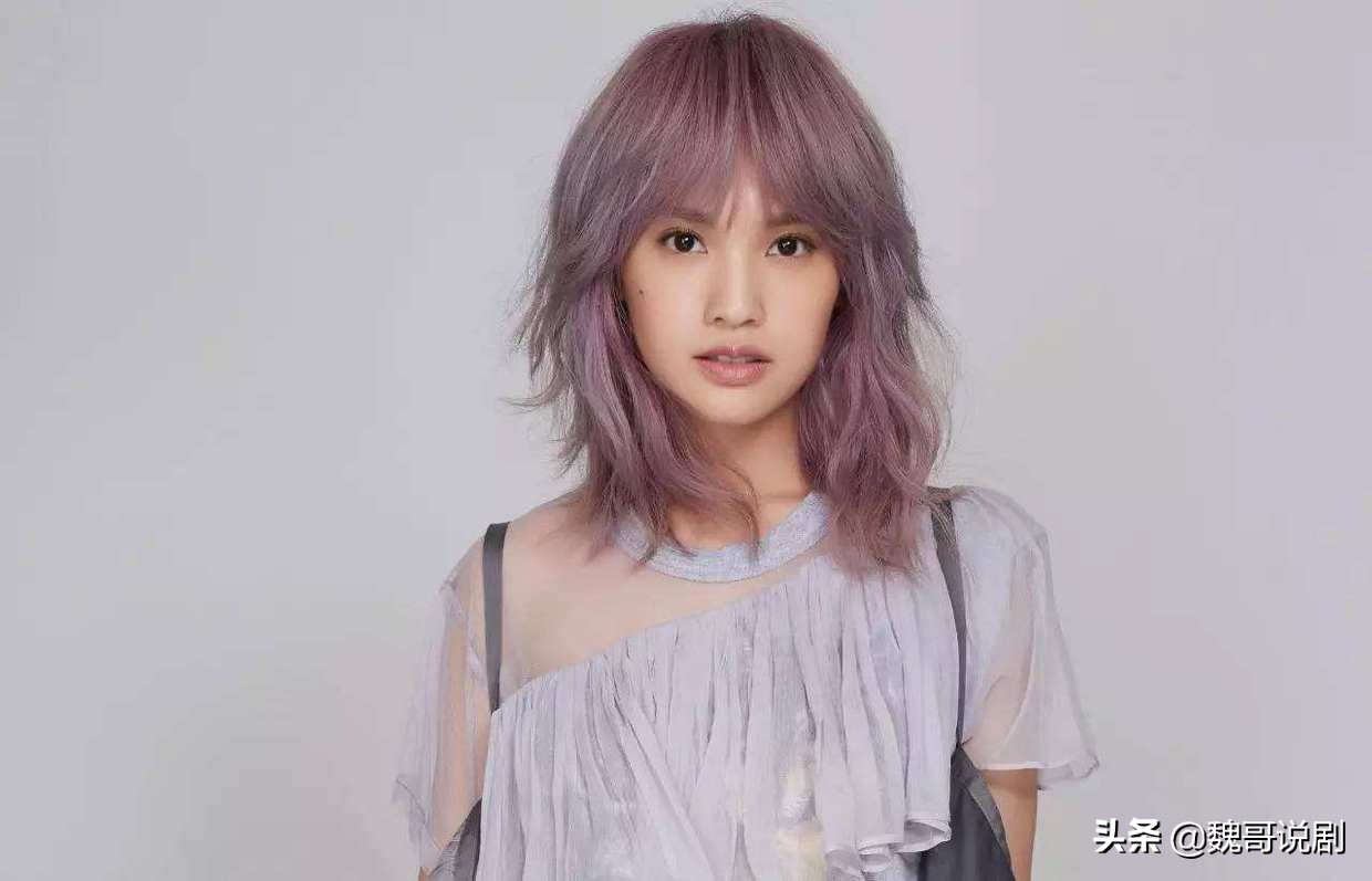 杨丞琳凌晨四点追《乘风破浪的姐姐》，盛赞宁