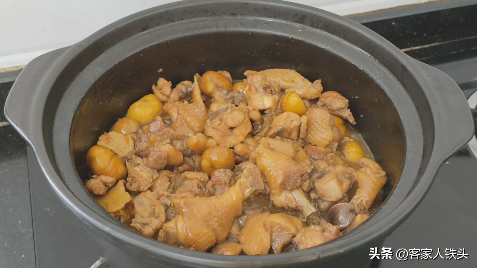 4斤雞，以後待客不白切了，加1斤板栗這樣做，滋補好吃還超下飯