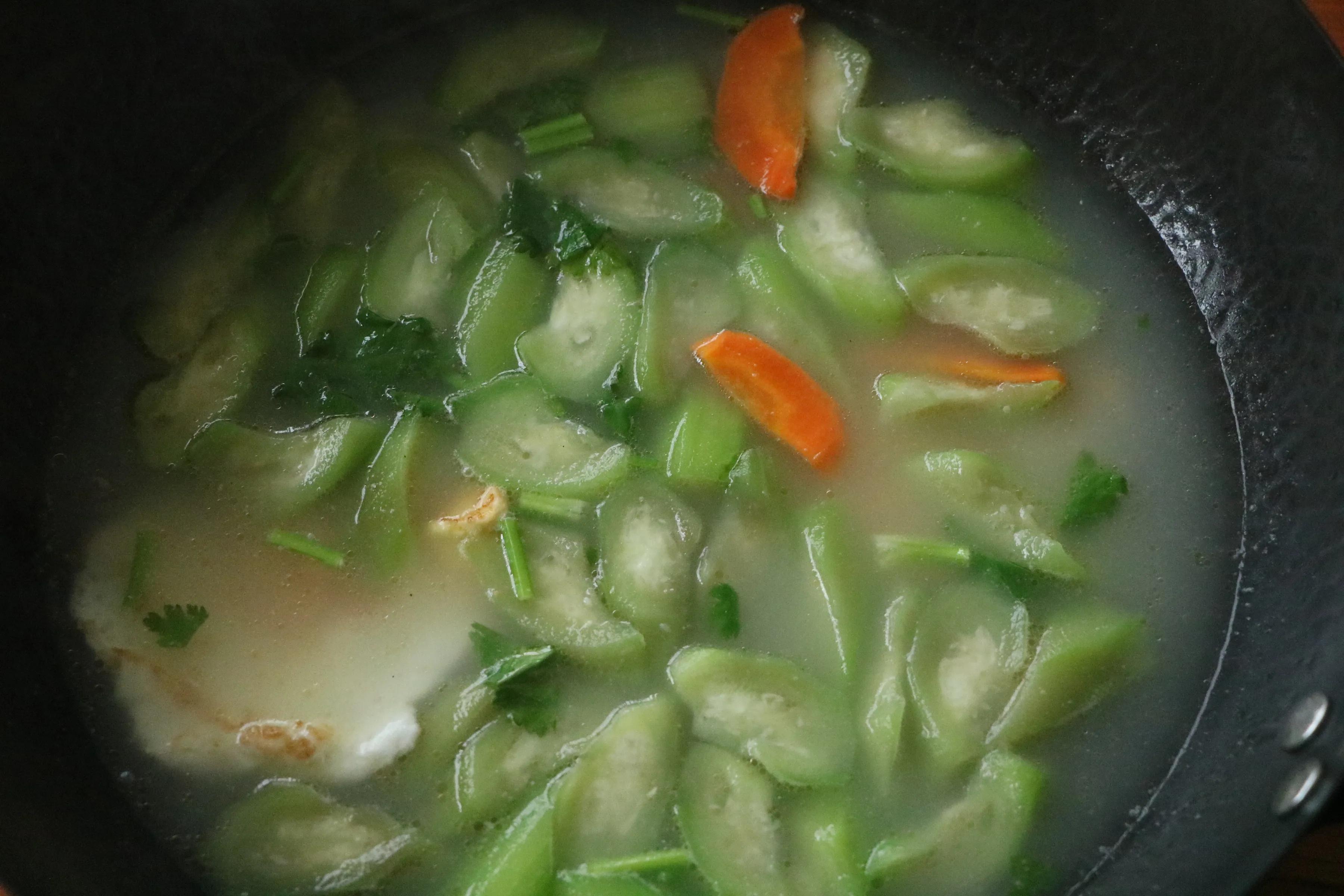 夏天没食欲，煮上这样的一锅汤水，清淡爽口，解暑又解腻，超舒服