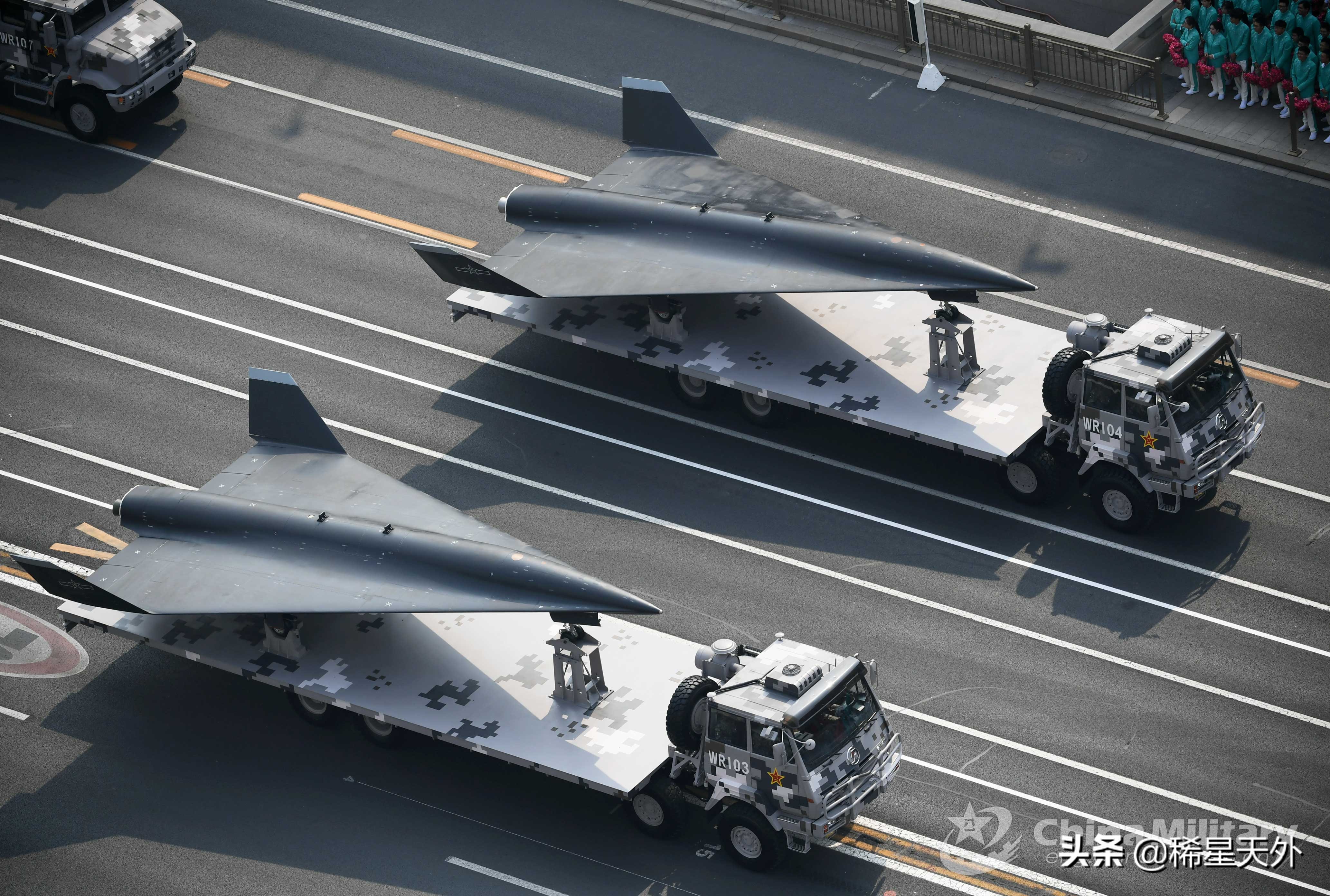 无惧美疯狂售台武器，我军即将装备世界最大空射导弹