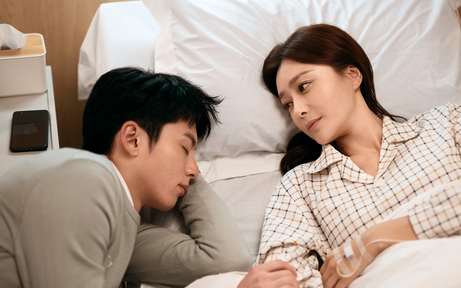 理智派生活3位女主3种结局尤思佳拥有了平平淡淡的幸福