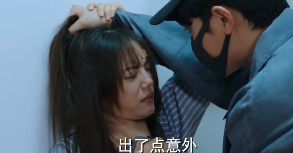 阳光之下结局封潇声用生命赎罪柯滢生下孩子和杨雨泽共同抚养