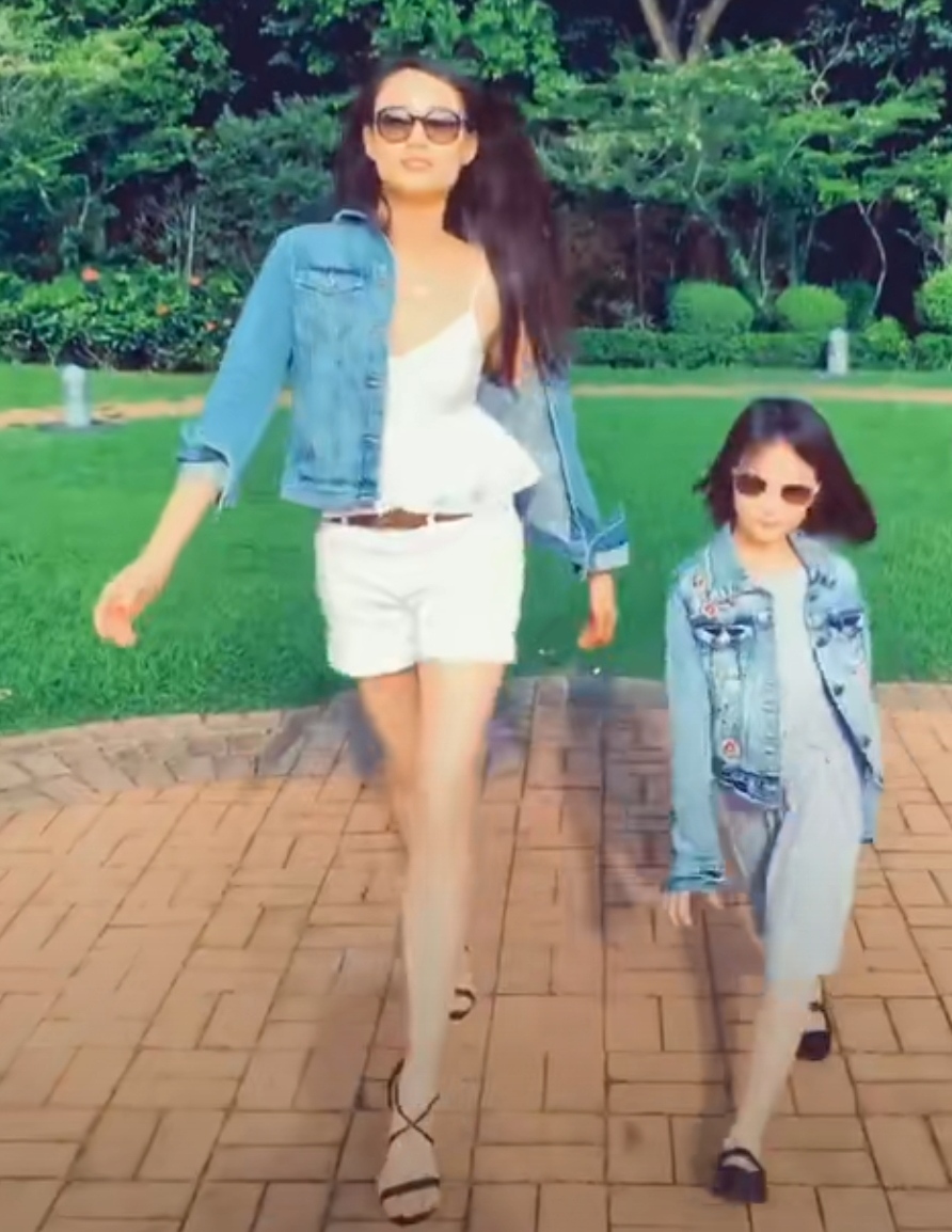 怀三胎？李小鹏小6岁娇妻罕晒近况，小腹隆起被疑怀孕