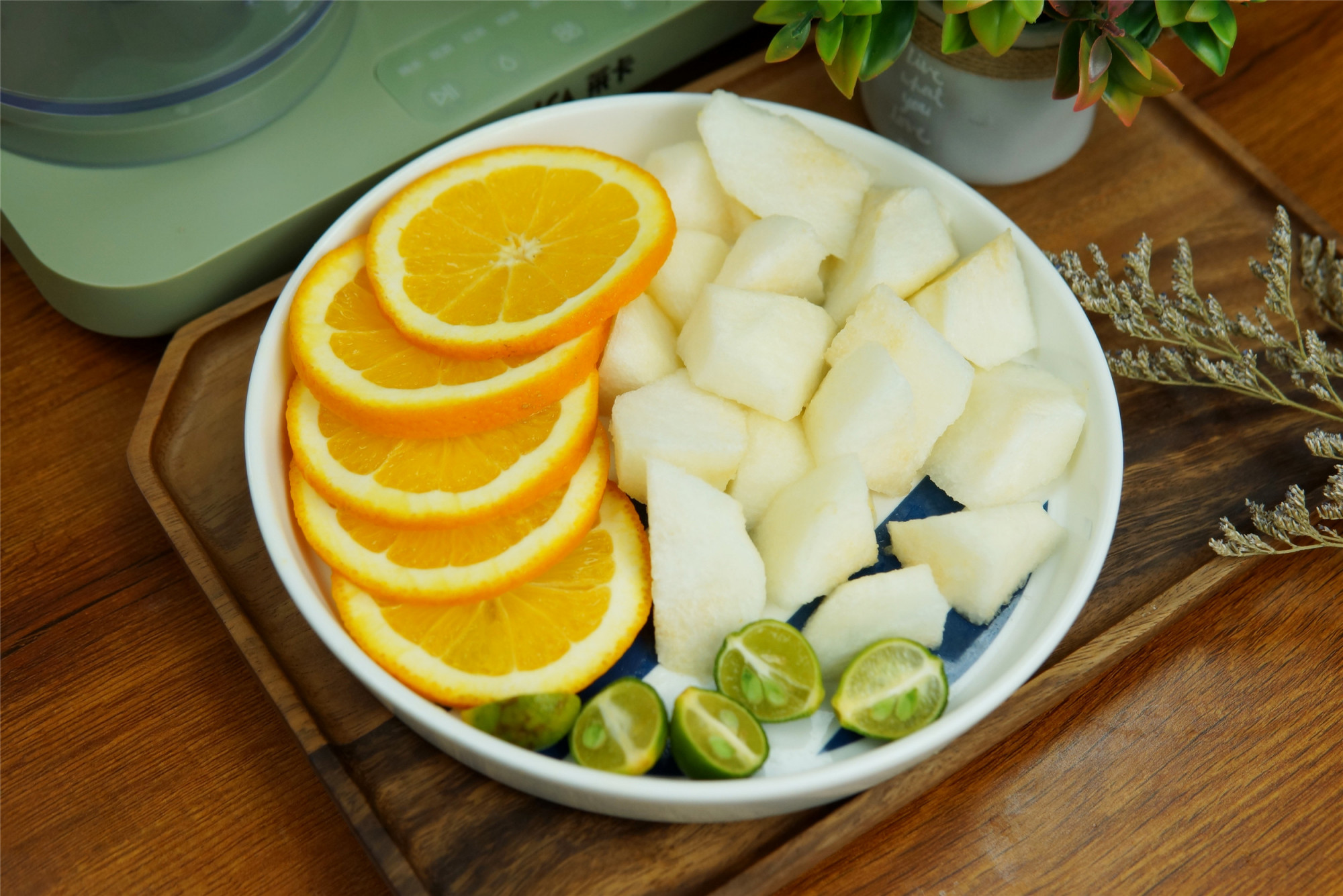 自制冰红茶和冰糖雪梨，几块钱成本，煮一锅放