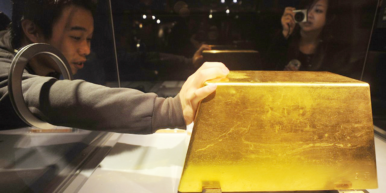 数千吨黄金可能运抵中国，美国无权阻止中国运回黄金后，有新进展