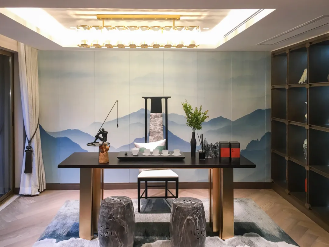 实踩 | 验资200万的豪宅，我偷拍了照片给你们看