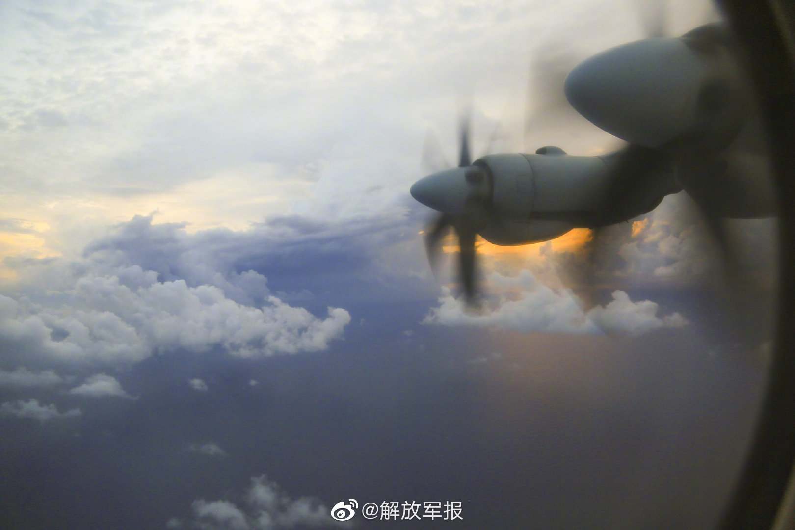 近距离看战鹰起飞