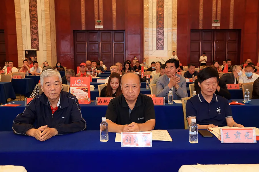 红旗飘飘甘肃书画院成立暨电影《花儿》摄制启动仪式在兰州举行