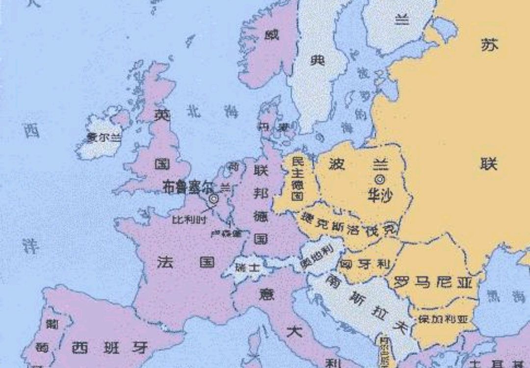 苏联人德国人都是敌人！所谓华沙起义只不过就是愚蠢的提前夺权