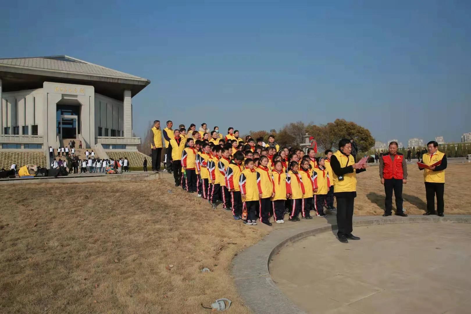 学习雷峰好榜样月活动启动仪式在淮安举行