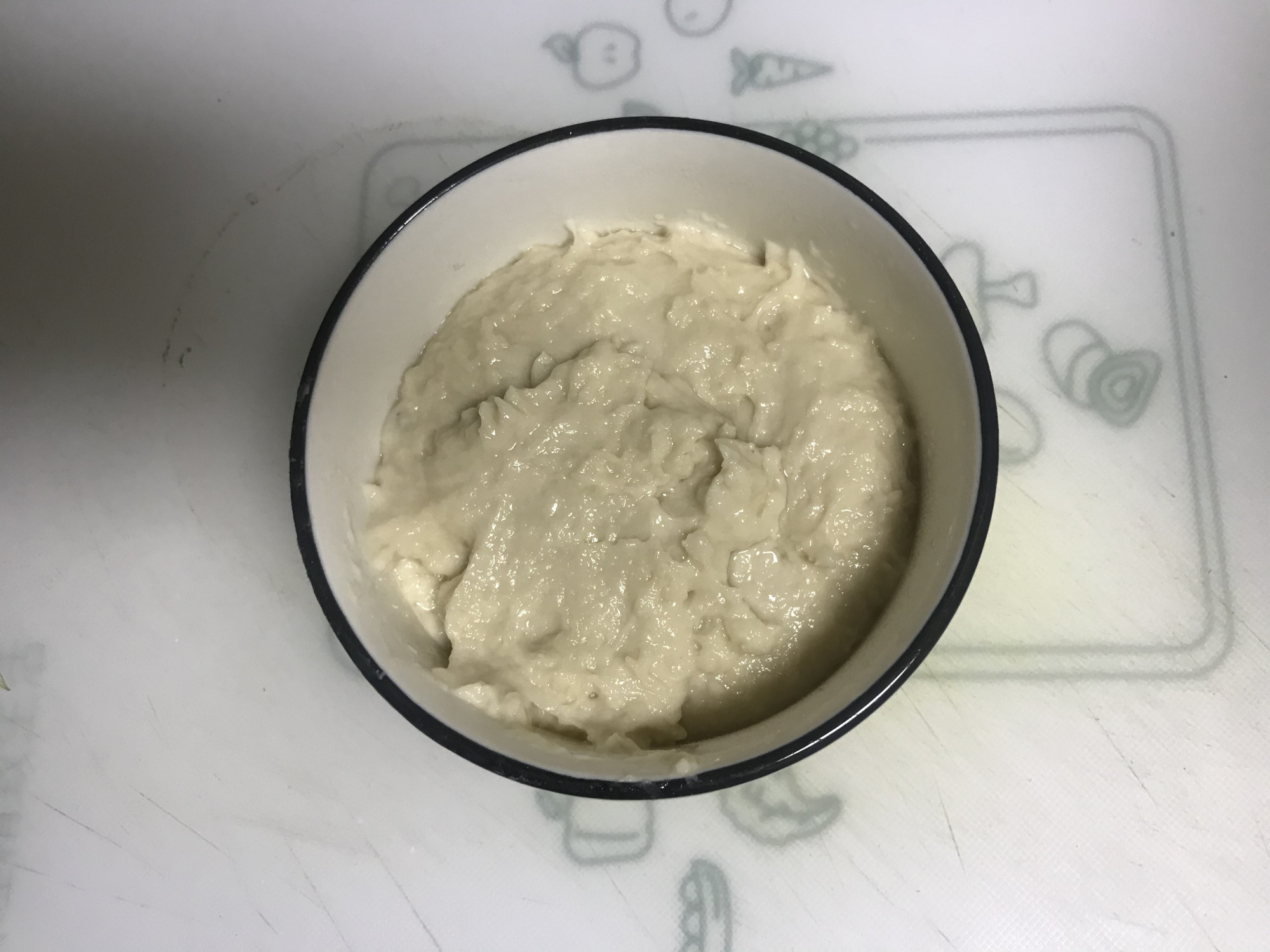 這才是麵粉解饞的做法，加上它，營養豐富，鬆軟香甜，多吃身體棒