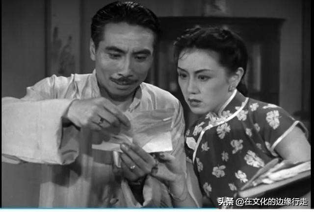 《一江春水向东流》里主角大都纪实表演，而配