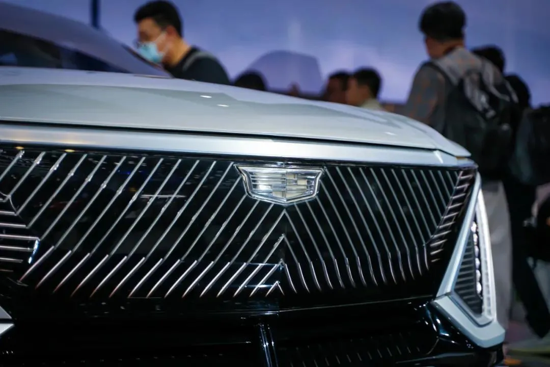 凯迪拉克LYRIQ，逼格高于蔚来的豪华电动SUV