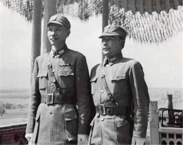 老父亲到部队去看儿子，让你们军长过来见我，