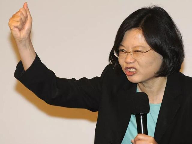 怕被“斩首”？海地总统遇刺身亡吓坏蔡英文，正调遣部队保卫自己