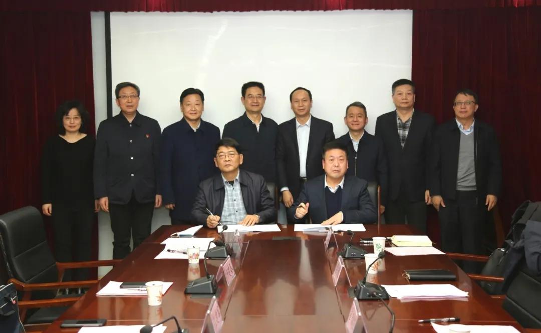 省中研院省中医院与陕西医药集团召开战略合作座谈会