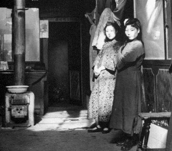 特务挖掘毛主席家祖坟，凶手作案后常做噩梦，群众举报后被判死刑