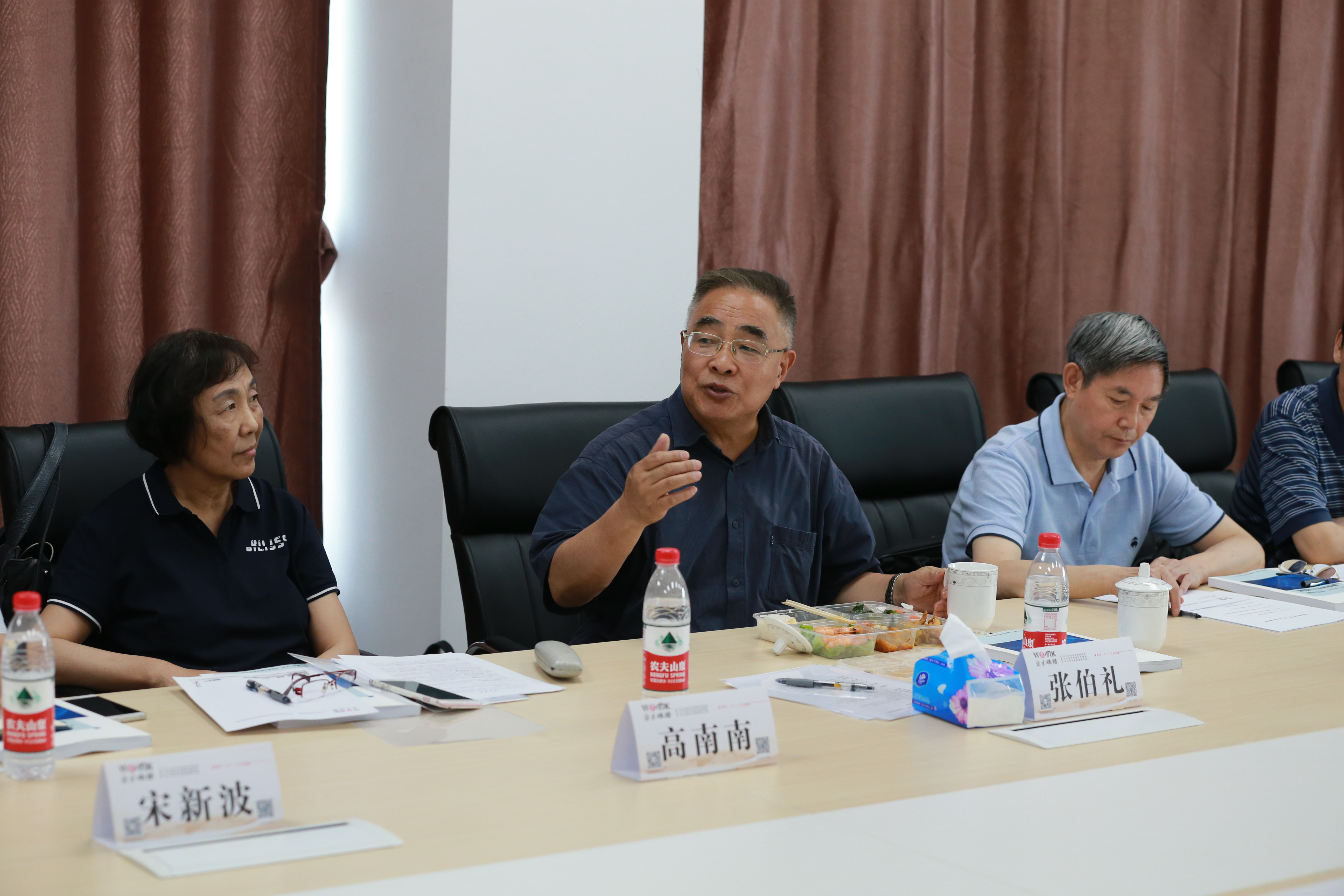 张伯礼被授予人民英雄，中医药地位再次获国家肯定