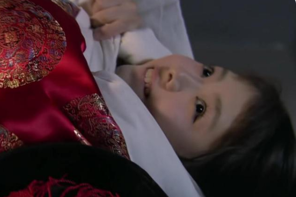甄嬛到死也不知道，为何淳儿一日三餐后还要吃很多甜点？槿汐知道