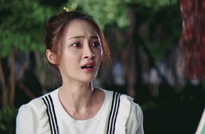 39岁姚笛近照曝光引热议：分手7年后，她和文章