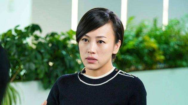 她36岁患癌，38岁离婚，放弃千万年薪跟车夫打交道，为什么？