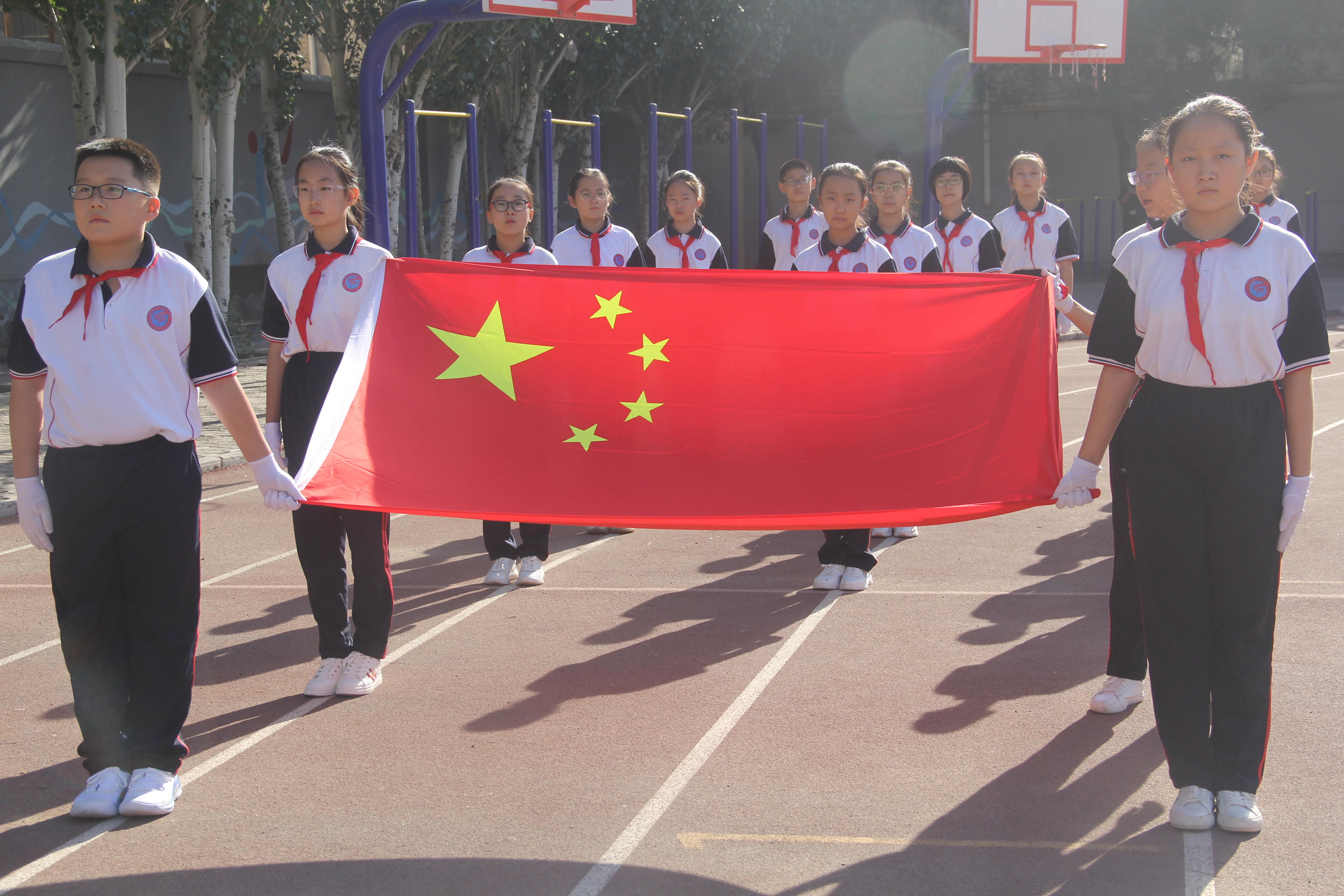 新学期来了，我想给你一个大大的拥抱
