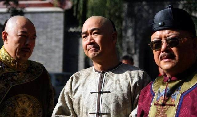 纪晓岚拐着弯的调戏和珅 乾隆进退两难！和珅真