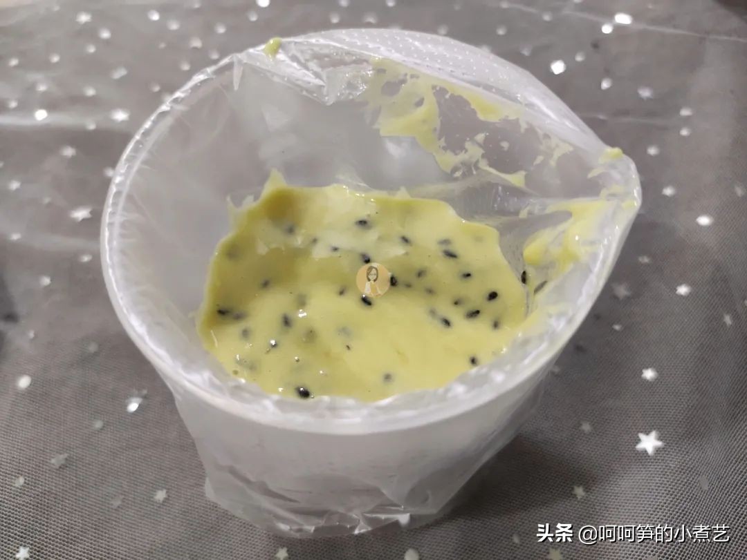 无水又无油，一个配方两个味道，教你做出好吃的鸡蛋饼干